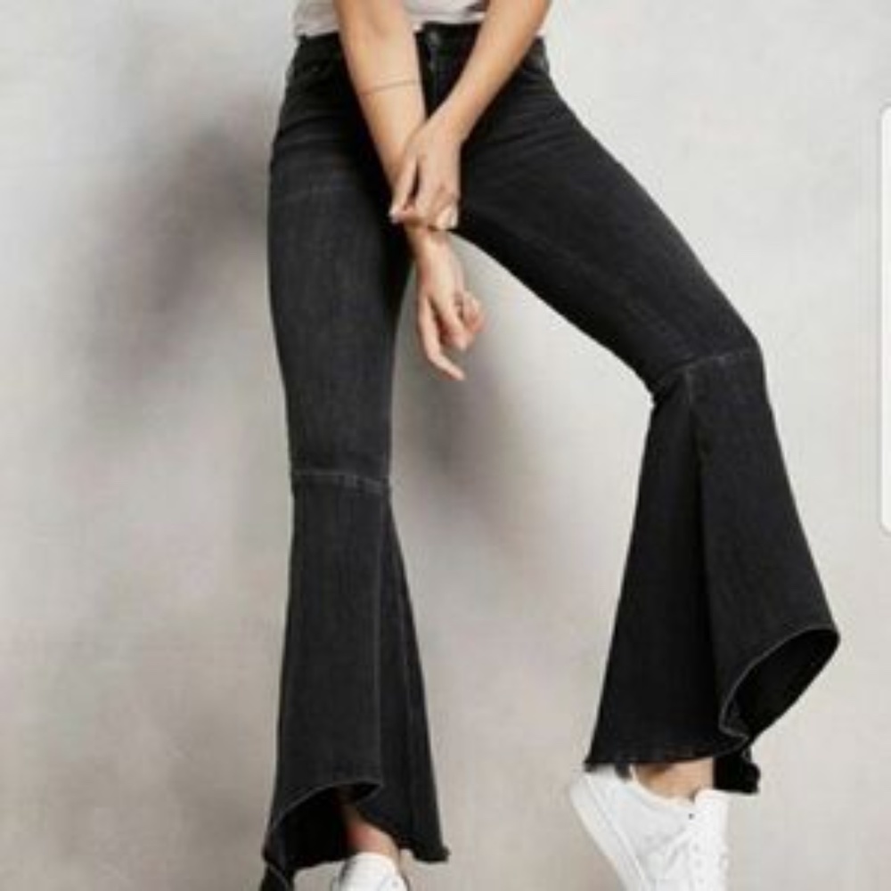 Free People hippie bell flare Jeans Size 28 NWT